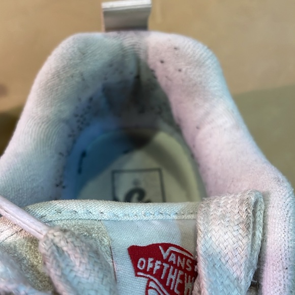 Vans cream and white size 8 nice condition shoes - Picture 4 of 7